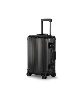 Grab The Best Luggage Sets To Match With Your Personality