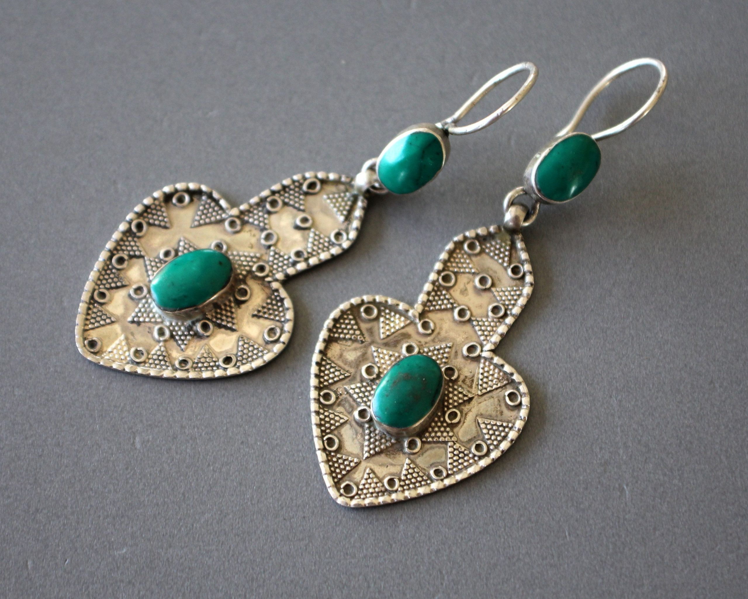 4 Tips To Purchase The Perfect Kazakh Earrings And Other Fashion Jewellery