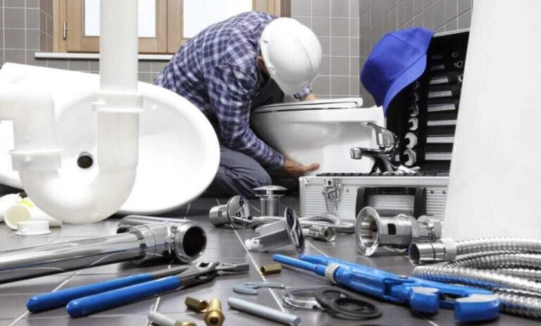 Skilled plumbing professionals in Santa Rosa, CA can repair broken pipes and blocked drains